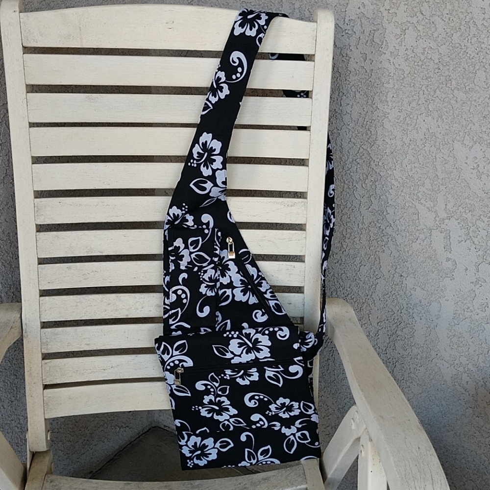 Crossbody floral bag